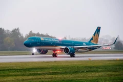 Vietnam Airlines hủy các chuyến bay đi, đến Côn Đảo, Tuy Hòa do thời tiết xấu. (Ảnh: CTV/Vietnam+)