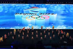 Các nghệ sỹ biểu diễn trong lễ khai mạc Olympic mùa Đông Bắc Kinh 2022 tại Sân vận động quốc gia ở thủ đô Bắc Kinh, Trung Quốc, ngày 4/2. (Ảnh: THX/TTXVN)