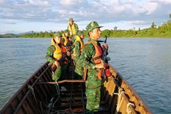 Bộ đội Biên phòng tỉnh Gia Lai tăng cường tuần tra, kiểm soát trên tuyến biên giới ngăn chặn mua, bán người. (Ảnh: Hoài Nam/TTXVN)