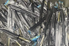 Sản phẩm kiếm nhập lậu bị thu giữ. (Ảnh: Trần Việt/TTXVN)