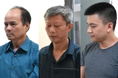 Các bị can (từ trái sang): Lê Đức Thuần, Nguyễn Đức Đại, Nguyễn Thành Duy. (Ảnh: TTXVN phát)