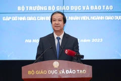 Bộ trưởng Bộ Giáo dục và Đào tạo Nguyễn Kim Sơn phát biểu tại buổi gặp gỡ. (Ảnh: Bộ GD-ĐT)