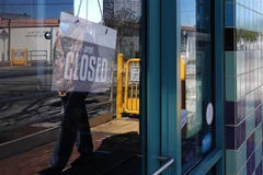 Một cửa hàng tại thành phố San Mateo, California, Mỹ, đóng cửa ngày 2/4/2020 trong bối cảnh dịch COVID-19 lan rộng. (Ảnh: THX/ TTXVN)