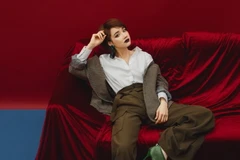 Nhã Phương gây bất ngờ với gu thời trang menswear mạnh mẽ, sắc sảo