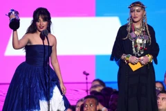 [Video] Nhiều bất ngờ gây sốc tại lễ trao giải video nhạc MTV 2018 