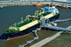 Chiếc tàu chở chuyến hàng LNG xuất khẩu của Mỹ. (Nguồn: Bloomberg)