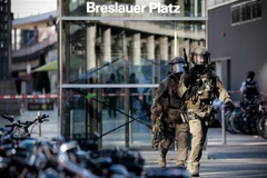 [Video] Cảnh sát Đức giải cứu thành công con tin tại Cologne