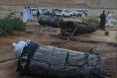 Các mảnh vỡ của tên lửa do nhóm phiến quân Houthi phóng từ Yemen bị đánh chặn tại Riyadh, Saudi Arabia ngày 11/4. (Nguồn: Al Arabiya/TTXVN)