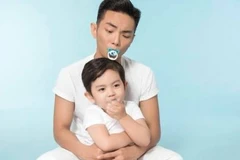 Kiện tướng dance sport Phan Hiển: “Trước đây tôi sợ làm bố lắm…”