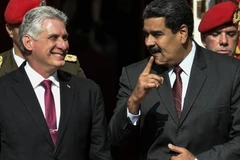 Chủ tịch Cuba Diaz-Canel (trái) và Tổng thống Venezuela Nicolas Maduro. (Nguồn: france24.com)