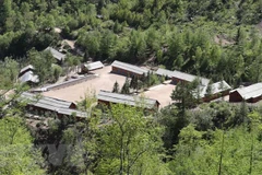 Bãi thử hạt nhân Punggye-ri ở tỉnh Bắc Hamgyong của Triều Tiên trước khi được phá hủy, ngày 24/5. (Nguồn: Yonhap/TTXVN)