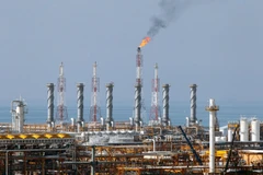 Khai thác dầu ở Iran. (Nguồn: wsj.com)
