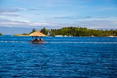 Đắm chìm trong thiên đường biển tuyệt đẹp như Maldives ở Philippines