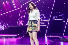 Mỹ nhân Việt khoe nhan sắc đỉnh cao với street style sành điệu