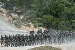 Binh sỹ PLA tham gia một cuộc diễn tập. (Nguồn: THX/TTXVN)