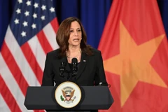 Phó Tổng thống Hoa Kỳ Kamala Harris phát biểu tại buổi họp báo chiều 26/8. (Nguồn: TTXVN) 