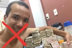 Hoàng Văn Dũng, chủ trang Facebook Hoàng Dũng hiện đang ở nước ngoài. (Ảnh: Công an An Giang cung cấp) 