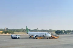 Hãng hàng không Bamboo Airways (BAV) dự kiến sẽ khai thác các chuyến bay đến Cảng hàng không Cà Mau bằng tàu bay Embraer 175 kể từ ngày 15/6 tới. (Ảnh: Kim Há/TTXVN_