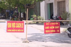 Chốt kiểm soát dịch COVID-19 tại xã Trung Hưng, huyện Yên Mỹ, tỉnh Hưng Yên. (Ảnh: Đinh Tuấn/TTXVN)