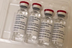 Vaccine ngừa COVID-19 của AstraZeneca. (Ảnh: AFP/TTXVN) 