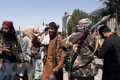 Các tay súng Taliban tại thành phố Ghazni, Afghanistan, ngày 12/8/2021. (Ảnh: THX/TTXVN) 