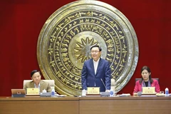 Chủ tịch Quốc hội Vương Đình Huệ phát biểu tại buổi làm việc. (Ảnh: Doãn Tấn/TTXVN)