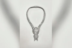 Chiếc vòng có tên The World's Fair Necklace. (Nguồn: CNN) 