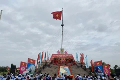 Quang cảnh Lễ thượng cờ Thống nhất non sông. (Ảnh: Thanh Thủy/TTXVN)