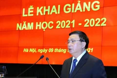 Giáo sư, Tiến sỹ Nguyễn Xuân Thắng, Ủy viên Bộ Chính trị, Giám đốc Học viện Chính trị quốc gia Hồ Chí Minh, Chủ tịch Hội đồng lý luận Trung ương phát biểu khai giảng năm học 2021-2022. (Ảnh: Nguyễn Điệp/TTXVN) 