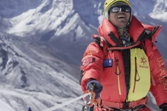 Ông Trương Hoành trở thành người khiếm thị đầu tiên tại châu Á chinh phục đỉnh Everest. (Nguồn: scmp.com)