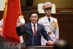 Chủ tịch Quốc hội Vương Đình Huệ tuyên thệ nhậm chức. (Ảnh: Dương Giang/TTXVN) 