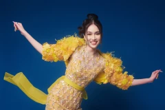 Á hậu Phương Anh ‘quậy’ hết cớ trong bộ ảnh ‘Beauty Queen thế hệ mới’