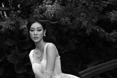 [Video] Vẻ đẹp ngọt ngào đầy khác lạ của Hoa hậu Khánh Vân