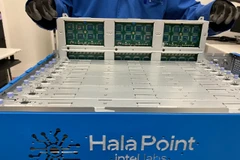 Hệ thống mô phỏng thần kinh Hala Point của Intel. (Nguồn: ZDNet)