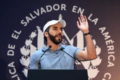 Tổng thống El Salvador, ông Nayib Bukele phát biểu tại San Salvador ngày 4/2/2024. (Ảnh: AFP/TTXVN)