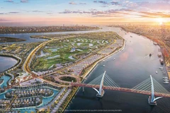 Vinhomes Royal Island có quy mô 877ha, tọa lạc trọn vẹn trên đảo Vũ Yên, là đô thị đảo đầu tiên giữa trung tâm thành phố.