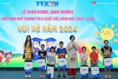TTXVN khen thưởng học sinh đạt thành tích xuất sắc năm học 2023-2024