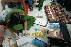 Số lượng ma túy bị lực lượng chức năng thu giữ. (Ảnh: TTXVN phát)
