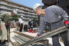 Lao động nước ngoài làm việc tại Nhật Bản. (Nguồn: Nikkei Asia)