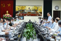 Bộ trưởng Bộ Ngoại giao Bùi Thanh Sơn, Tổ trưởng Tổ công tác của Chính phủ về ngoại giao vaccine chủ trì cuộc họp. (Ảnh: Lâm Khánh/TTXVN)