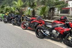 Dàn xe phân khối lớn đi vào đường cao tốc. (Ảnh: Cục Cảnh sát giao thông)