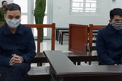 Hai bị cáo tại tòa. (Nguồn: An ninh Thủ đô)