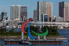 Biểu tượng của Paralympic Tokyo 2020 tại quận Odaiba, Tokyo (Nhật Bản) ngày 20/8/2021. (Ảnh: THX/TTXVN)
