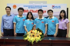 Bốn thí sinh dự thi Olympic Sinh học Quốc tế năm 2021 đều đoạt huy chương. (Ảnh: TTXVN phát)