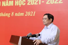 Thủ tướng Phạm Minh Chính phát biểu chỉ đạo Hội nghị triển khai nhiệm vụ năm học 2021-2022. (Ảnh: Dương Giang/TTXVN)