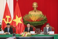 Thường trực Ban Bí thư Võ Văn Thưởng dự Hội nghị trực tuyến Bàn tròn do Đảng nước Nga Thống nhất tổ chức. (Ảnh: Phương Hoa/TTXVN)