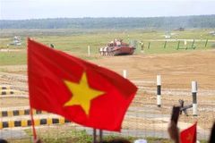 Kíp số 2 Đội tuyển tăng Việt Nam xuất phát tại làn thi số 4. (Ảnh: Trần Hiếu/TTXVN)