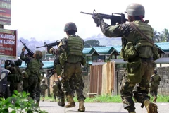 Binh sỹ Philippines trong chiến dịch truy quét phiến quân ở Mindanao. (Nguồn: THX/TTXVN)