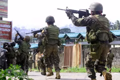 Binh sỹ Philippines trong chiến dịch truy quét phiến quân ở Mindanao. (Nguồn: THX/TTXVN)