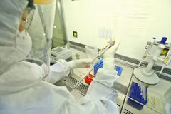Xét nghiệm SARS-CoV-2. (Nguồn: TTXVN)